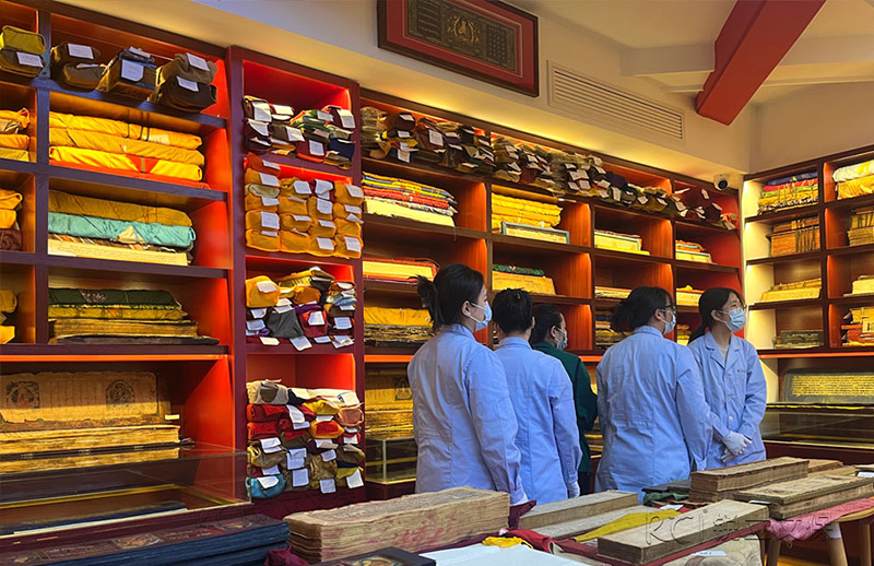 四川藏文古籍精編社 四川藏文古籍精編社